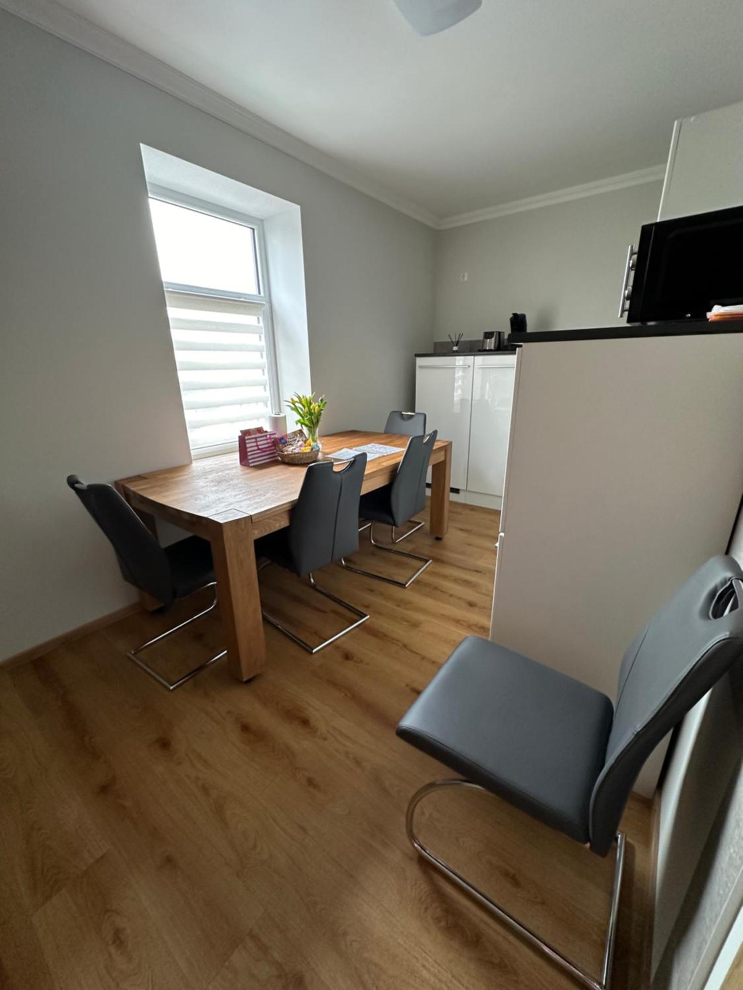 Apartment Schoene 2 Raumwohnung In Borna