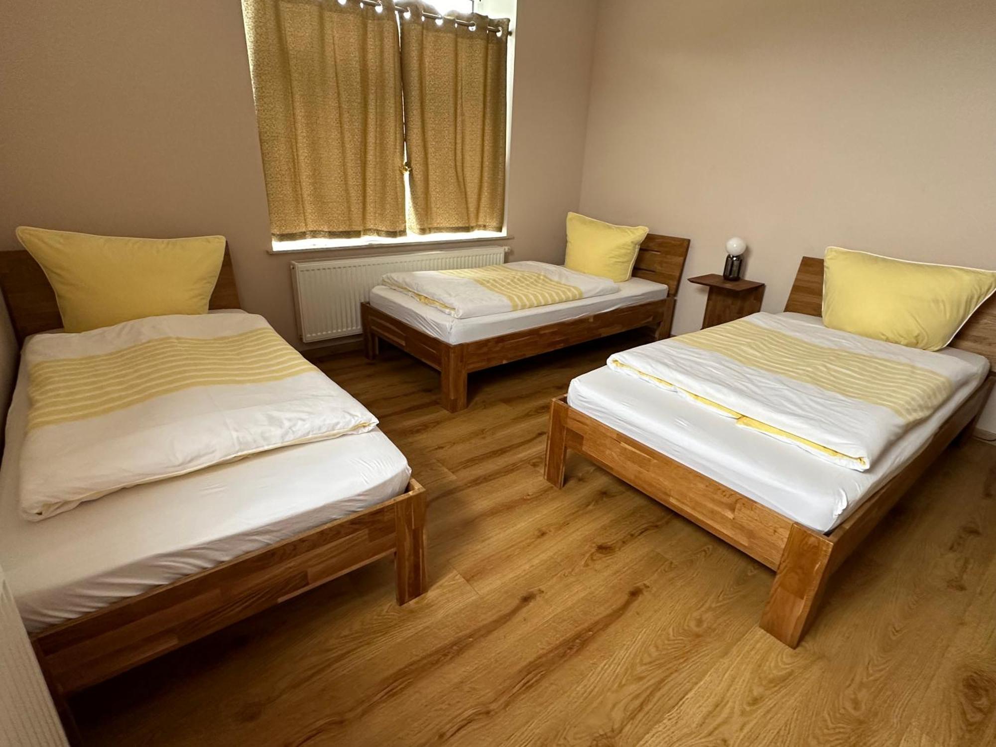 Schoene 2 Raumwohnung In * Borna